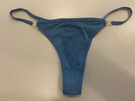 Neuer String Tanga, Grösse L