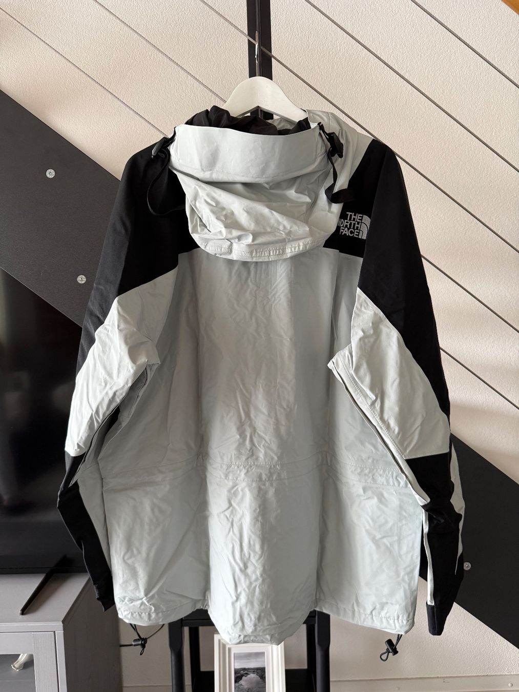North Face Giacche: The North Face 1994 Gore-Tex Light Mountain Jacket – Usato da Worb venduto da le_castor 1