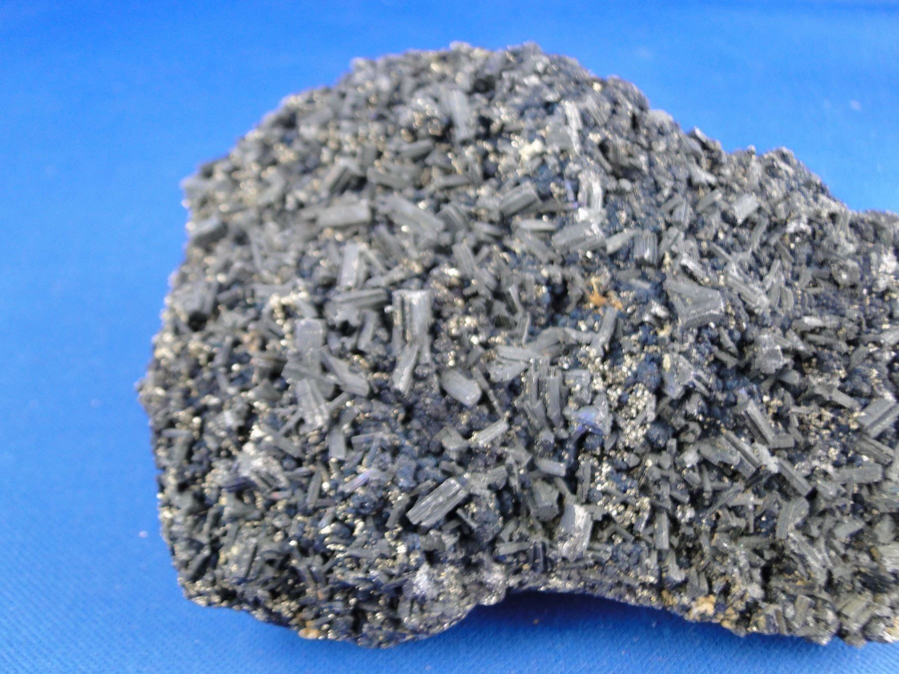 Minerali & Pietre curative: Bournonite auf Sulphiden – Usato da Schinznach Bad venduto da Demerald 7