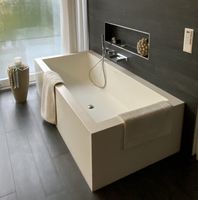 Badewanne- Luxus- Corian®-Badewanne
