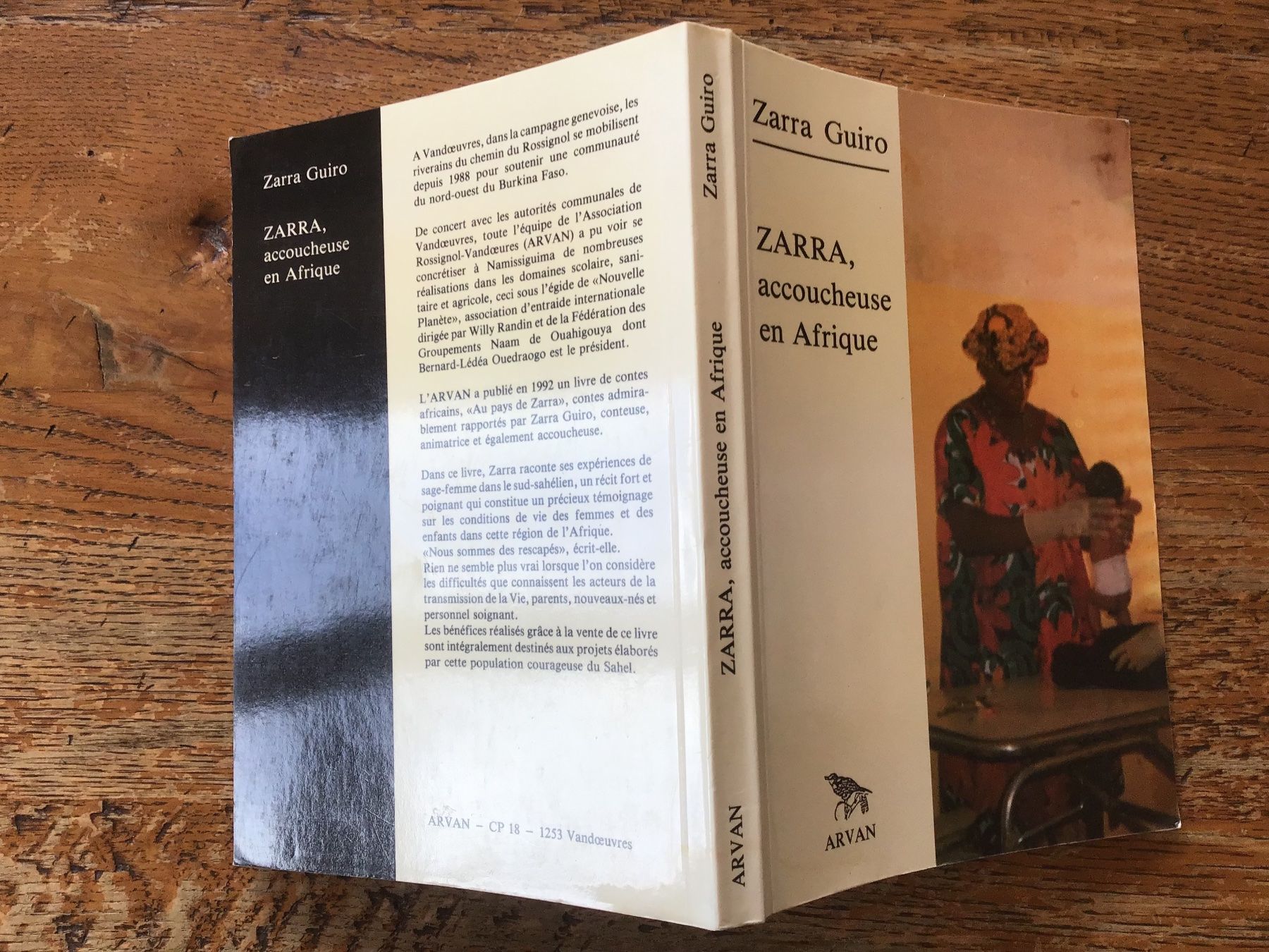 Bücher: Zarra, accoucheuse en Afrique – Gebraucht aus Fully von Ruby97