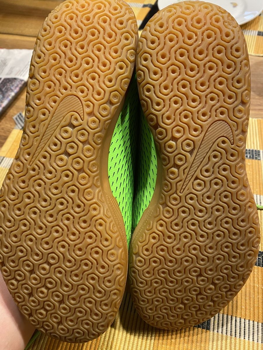 Scarpe da uomo: Sportschuhe  – Usato da Heitenried venduto da Carmes 2