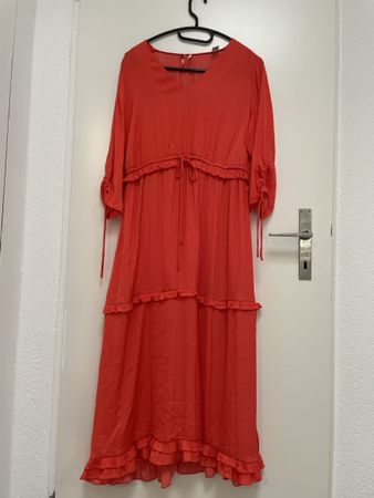 Oysho Barn Red Linen Flowy Dress with Pockets M (could be L) (Usato) a  Geneve per CHF 18  con consegna | Acquista su Ricardo