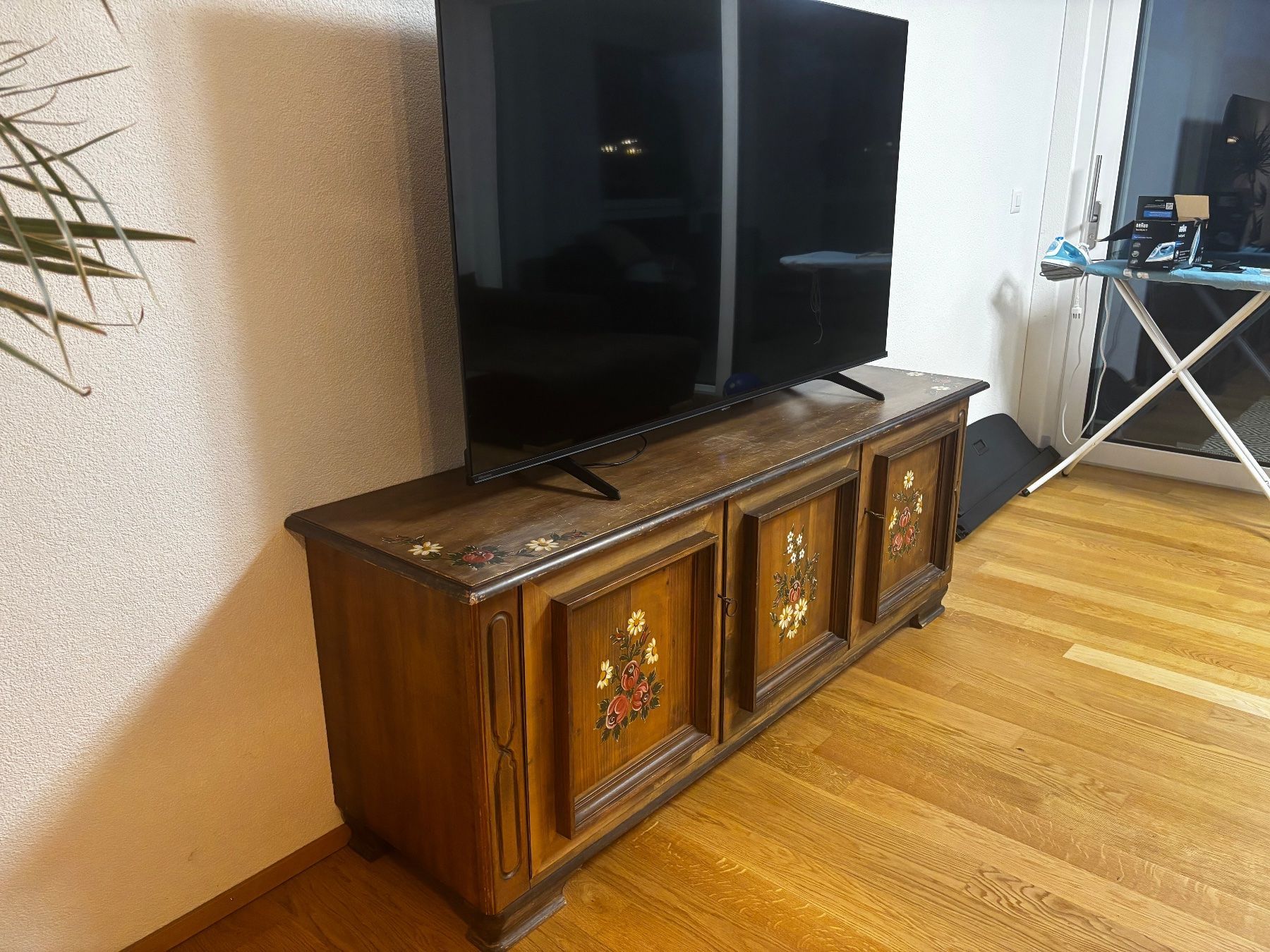 TV Möbel: Fernsehertisch aus Altholz – Gebraucht aus Horn von Valentino_A 1