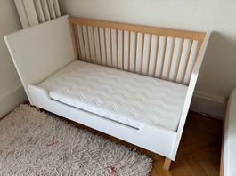 Lit bébé/enfant Bopita (0 - 4 ans) très bon état.