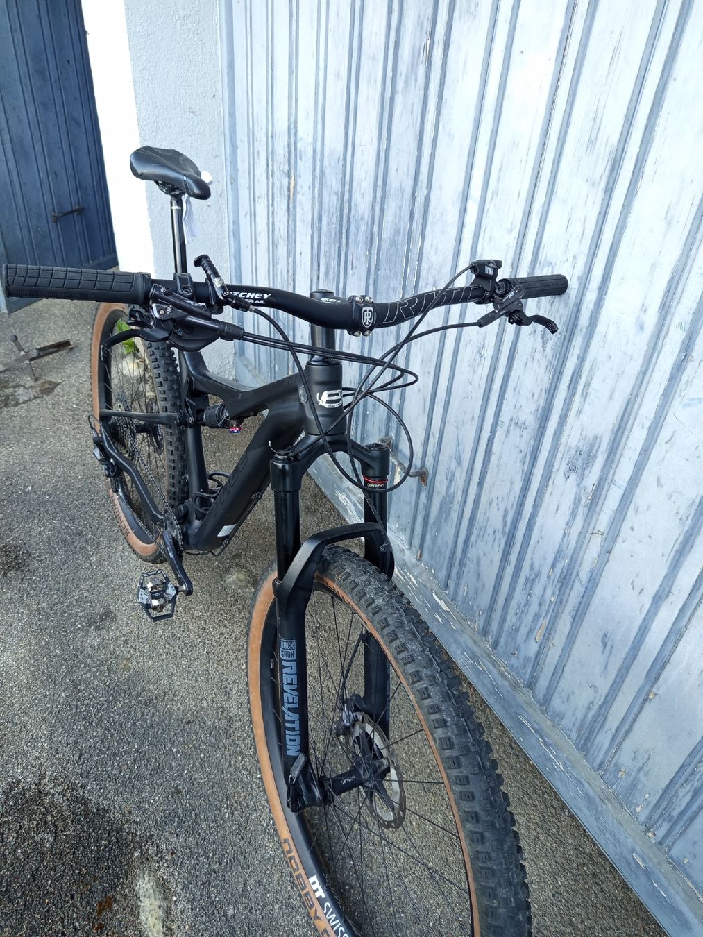 Price Velos: Price Carbone Fully – Gebraucht aus Wattwil von mar_7z8h