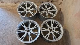 Tesla Model Y Original Gemini 19 Zoll Felgen + BLE Sensoren