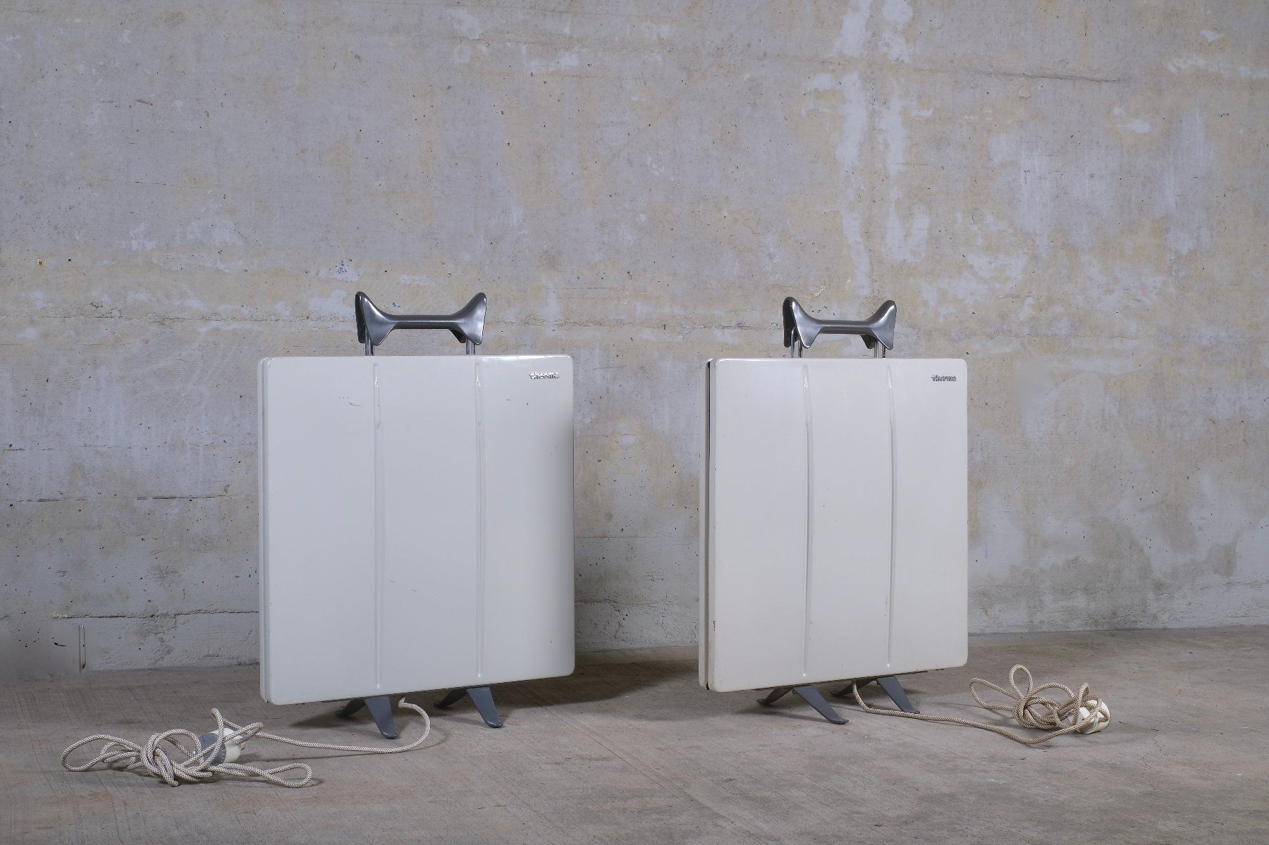 Therma Radiatori: 2 THERMA HEIZKÖRPER BELLMANN HILFIKER – Usato da Zürich venduto da mrbluewave