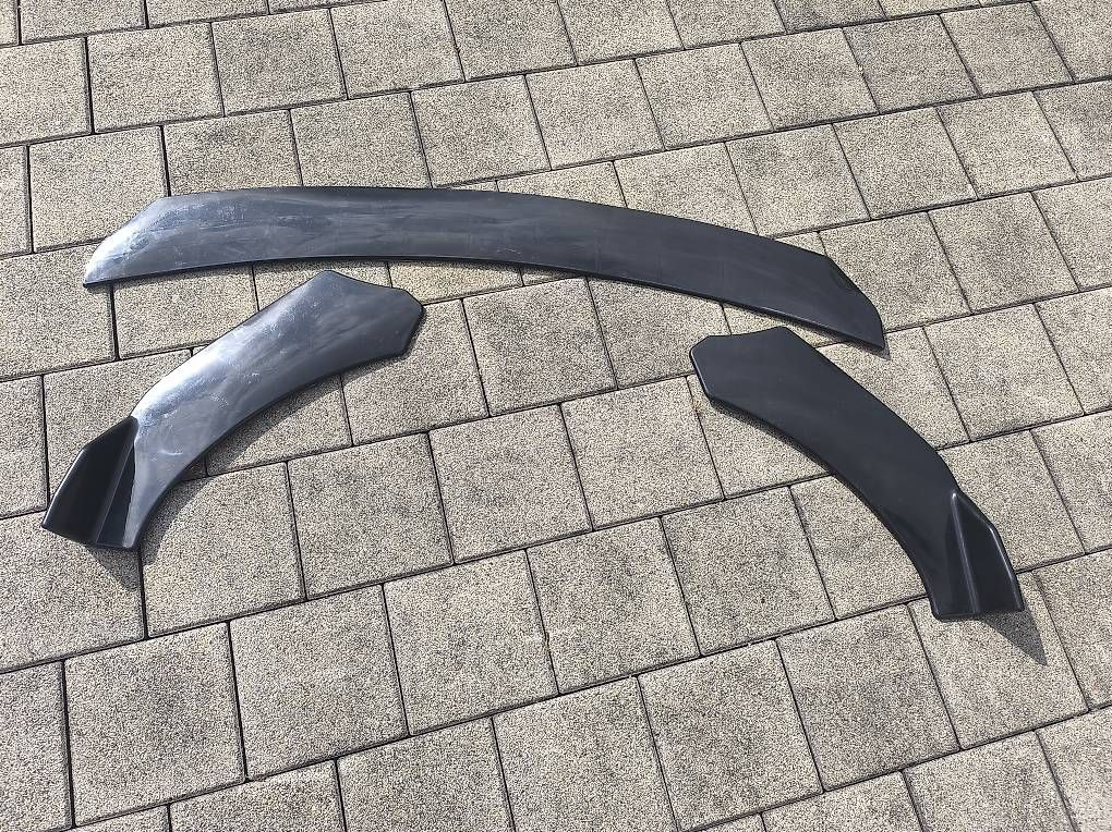 Toutes les pièces auto: Frontspoiler  – D'occasion à Altstätten SG par jos-54 3