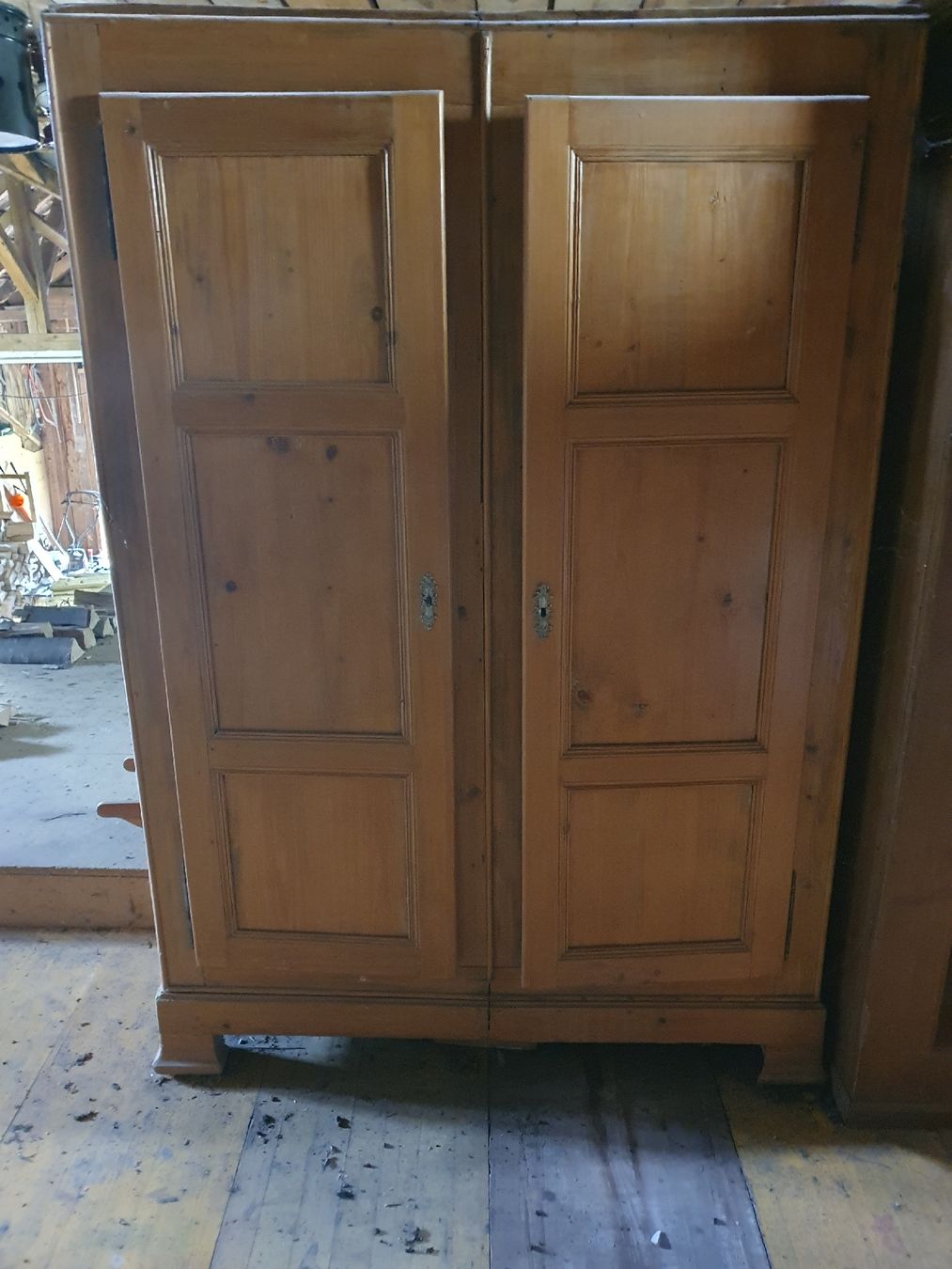 Armadi: schöner Schrank – Usato da Grandval venduto da JeroenK