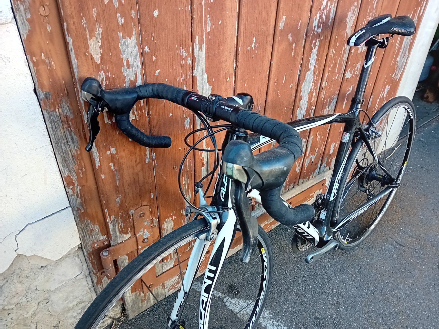 Velos: Rennrad Carbon Weiss Schwarz – Gebraucht aus Wegenstetten von 1000er 5