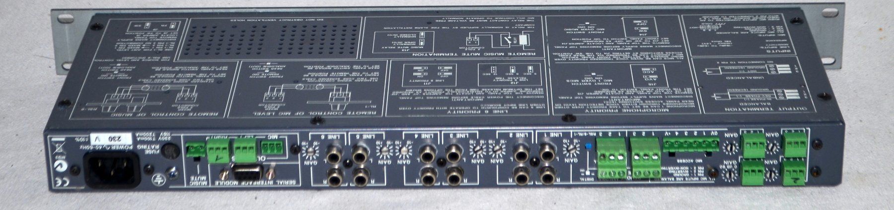 Platines de mixage: Cloud CX462 Audio System Controller – D'occasion à Collonges par arashee 1