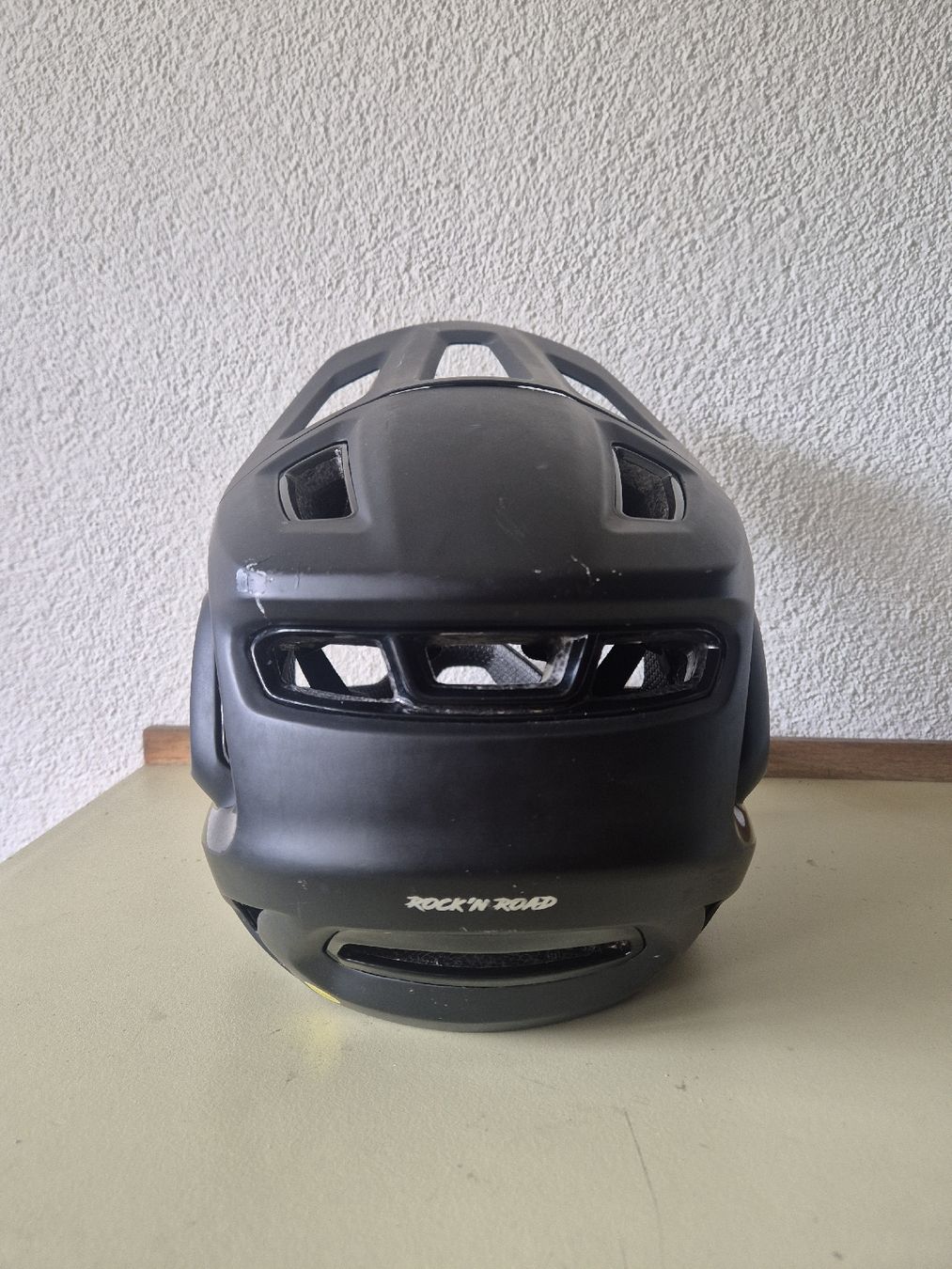 Specialized Caschi: Specialized Gambit Helm – Usato da Scharnachtal venduto da fredperry01 3