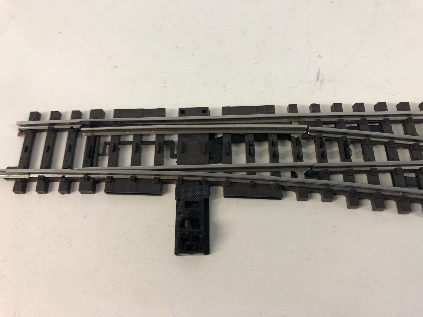 Märklin Modelleisenbahnen: Märklin H0 K-Gleis 2273 Weiche – Gebraucht aus Rodersdorf von Joerg11 3