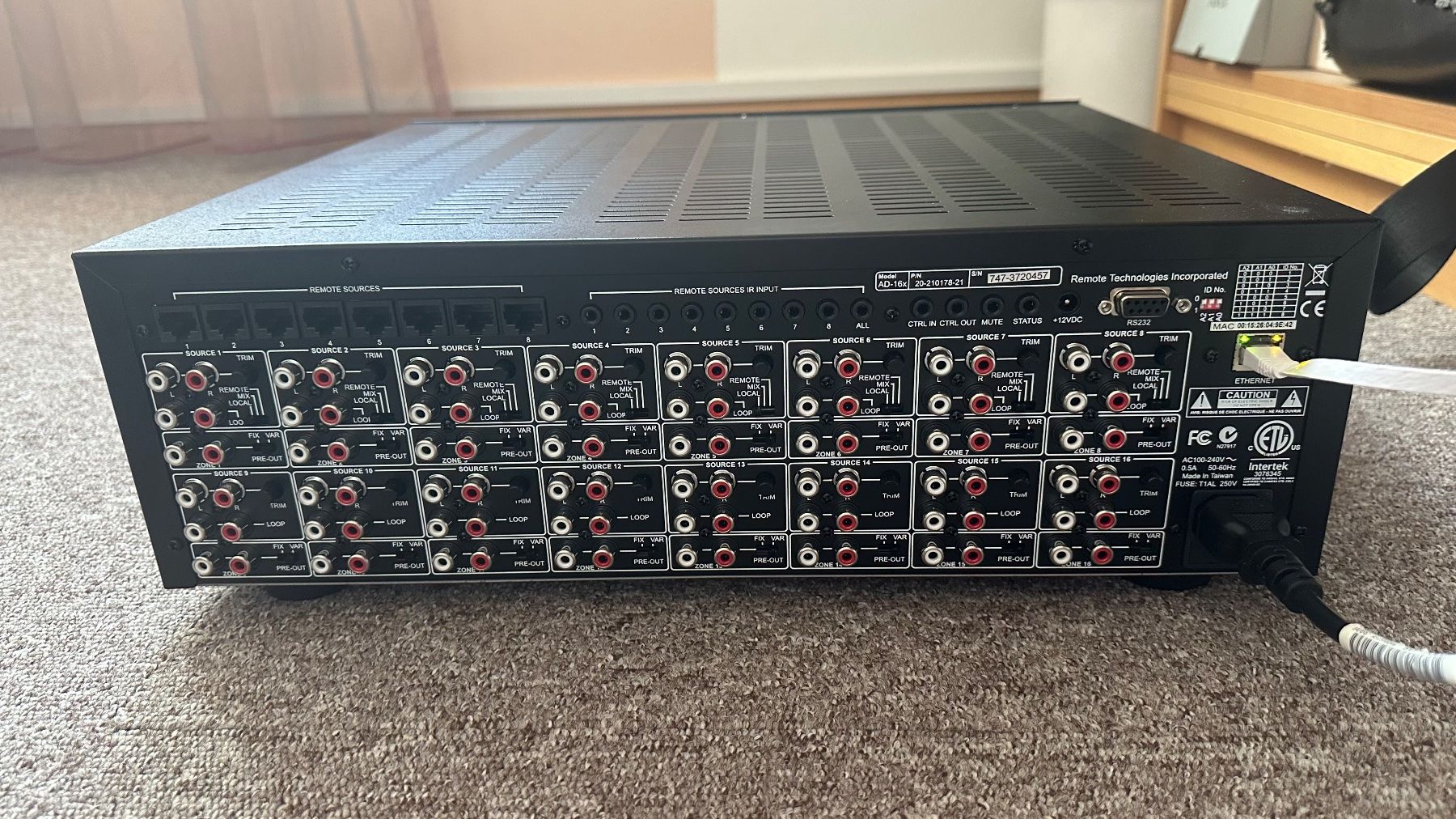 Amplificatori: RTI AD-16x Audio-Matrixschalter – Usato da Allschwil venduto da Tomcat9 1