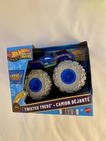 Hot Wheels Monster Truck Twisted Tredz "Rodger Dodger"