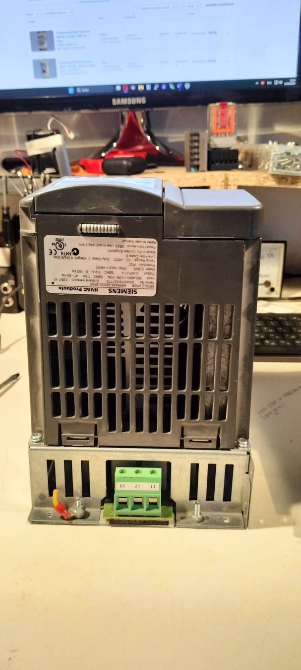 Siemens Konverter: Frequenzumrichter Siemens SED2-2/32B 2.2kW mit Filter – Gebraucht aus Luzern von gpe_9dj2 3
