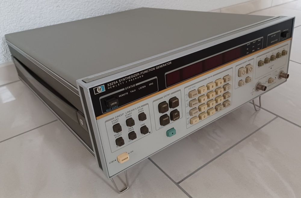 Signalgenerator HP3325A Kaufen auf Ricardo
