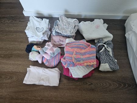 Baby Kleidung Mädchen, Grösse 50-56, guter Zustand