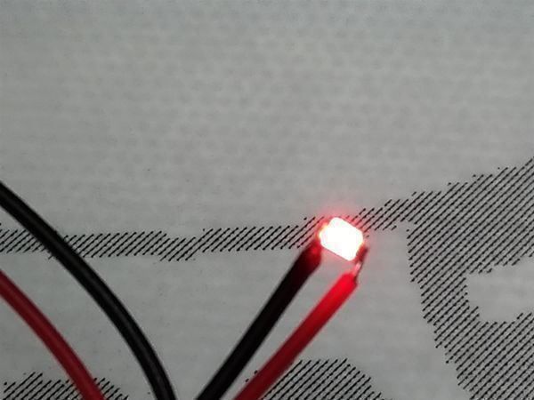 Componenti elettronici: LED SMD 0603 verkabelt, rot – Nuovo (secondo la descrizione) da Luzern venduto da Salefactory 1