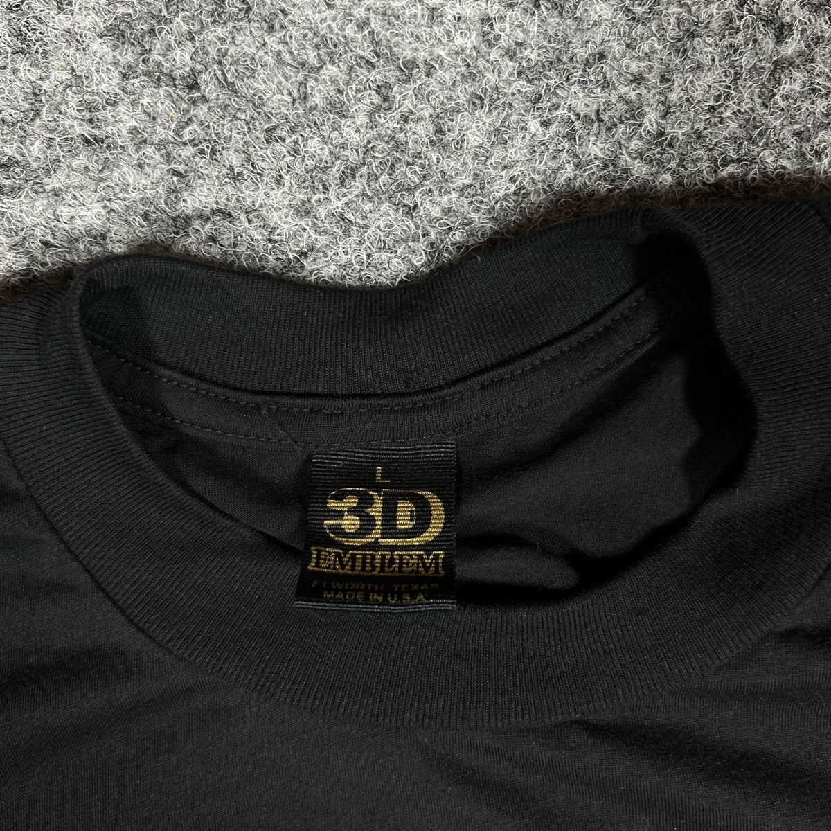 T-shirt: Camel vintage black – Nuovo (secondo la descrizione) da La Sagne NE venduto da Matlasape 3