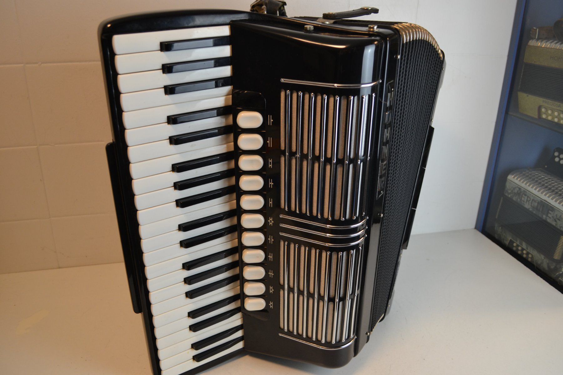 Hohner Musikinstrumente: Akkordeon chromatisch Hohner Pacific IV S – Gebraucht aus Zürich von baumusik 5