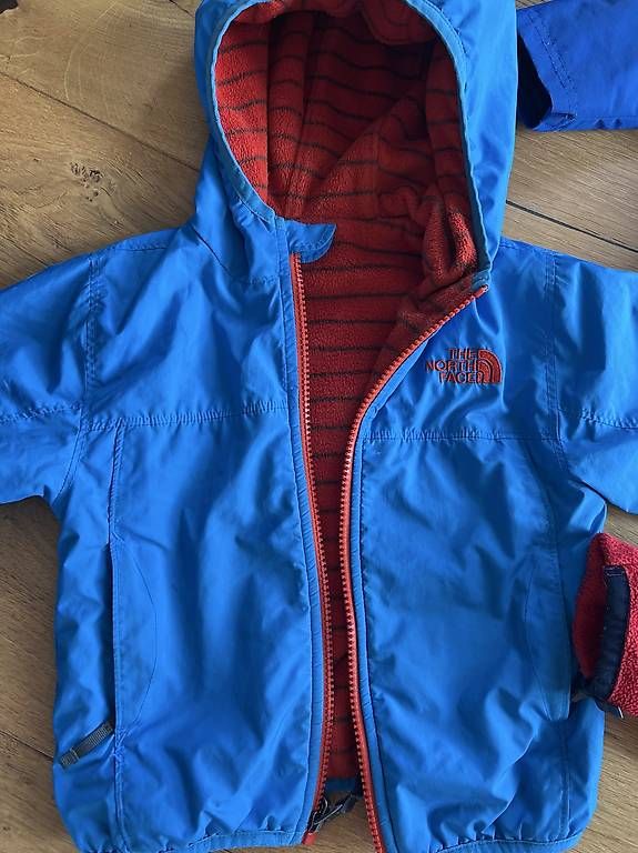 Giacche & Cappotti: Kinderjacken Größe 68-80 North Face Petit Bateau – Usato da Luzern venduto da Sportstudentin 1