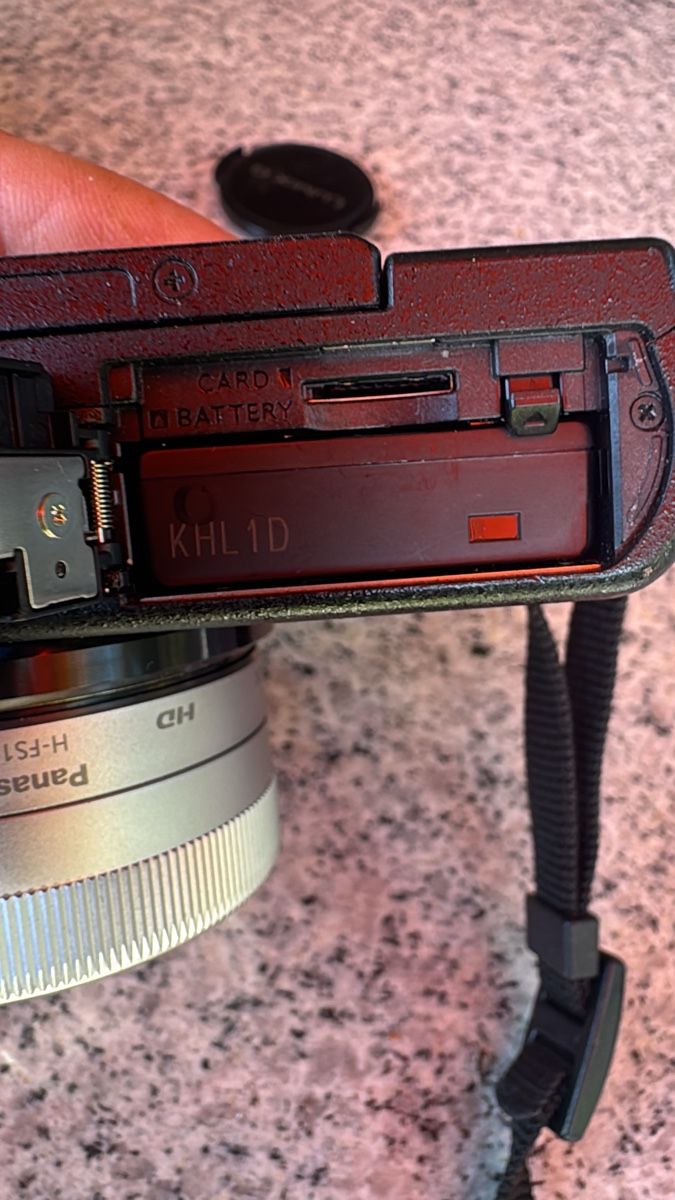 Panasonic Kamera: Panasonic Lumix DMC-GX800 Kamera mit Objektiv  – Gebraucht aus Sursee von TeamBully 3