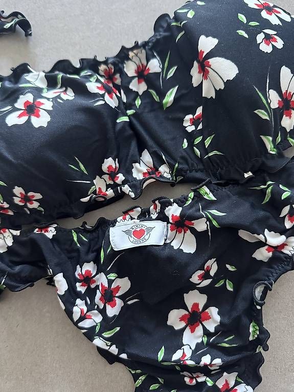 Costumi da bagno & Bikini: Bikini bikinilovers – Usato da Breganzona venduto da Swonder 2