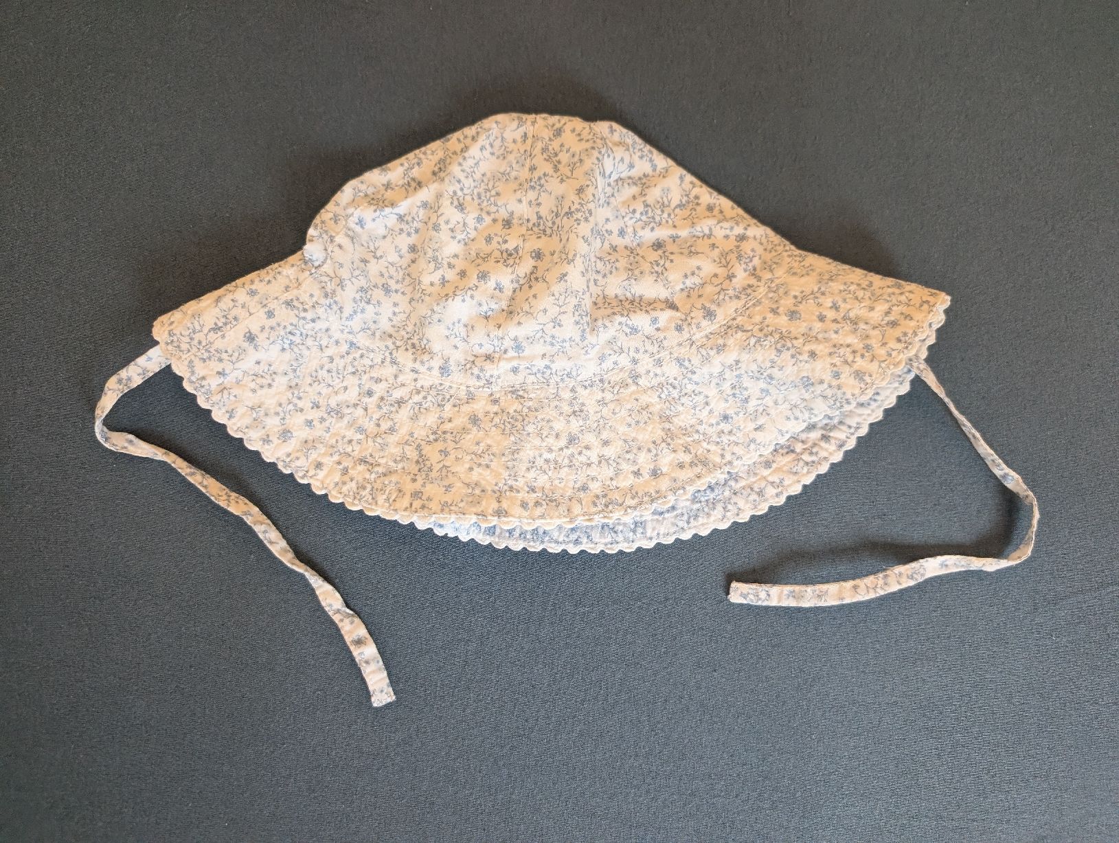 H&M Berretti & Sciarpe: Mütze gr.92 – Usato da Würenlos venduto da Pearl_sHobbyCrochet