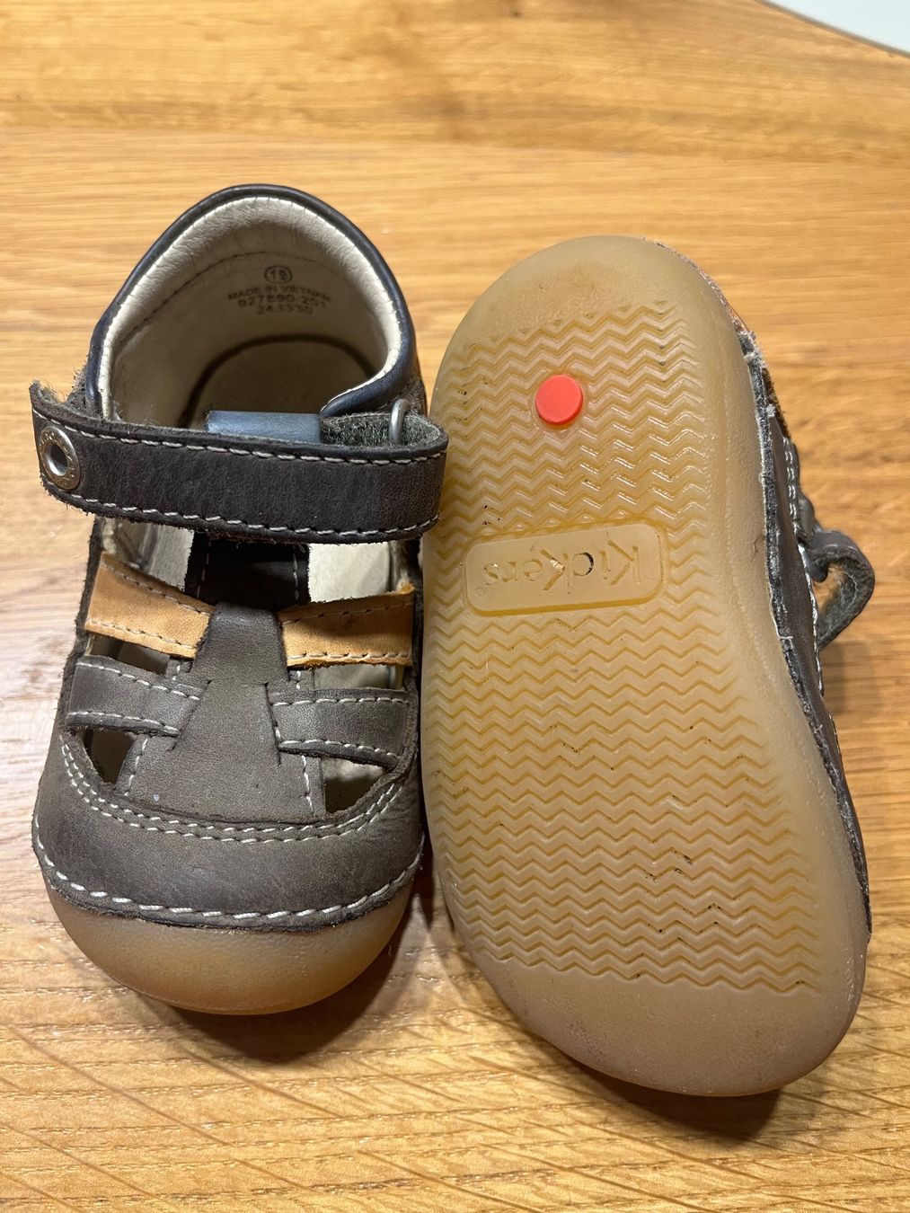 Schuhe für Jungen: Sandales bébé Kickers pointure 19 – Gebraucht aus Estavayer-le-Lac von stelina13 3