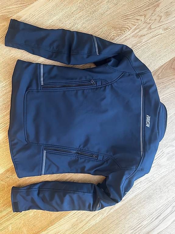 Vestes: Motorradjacke Raven Softshell Grösse S – D'occasion à St. Gallen par CarpeDiem9 1
