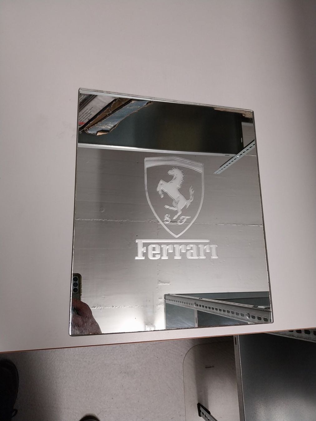 Specchi: Ferrari Spiegelglas (Logo eingeäzt) – Usato da Weingarten-Kalth venduto da Bettelbruenneli
