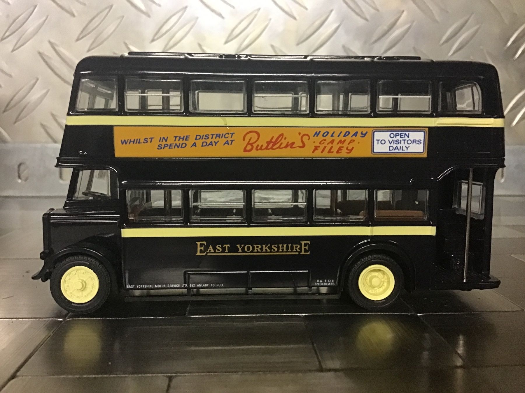 Kit di modellismo & Modellini statici: EXCLUSIVE FIRST EDITIONS 1:76 – Usato da Männedorf venduto da Spezial-Modelle 1