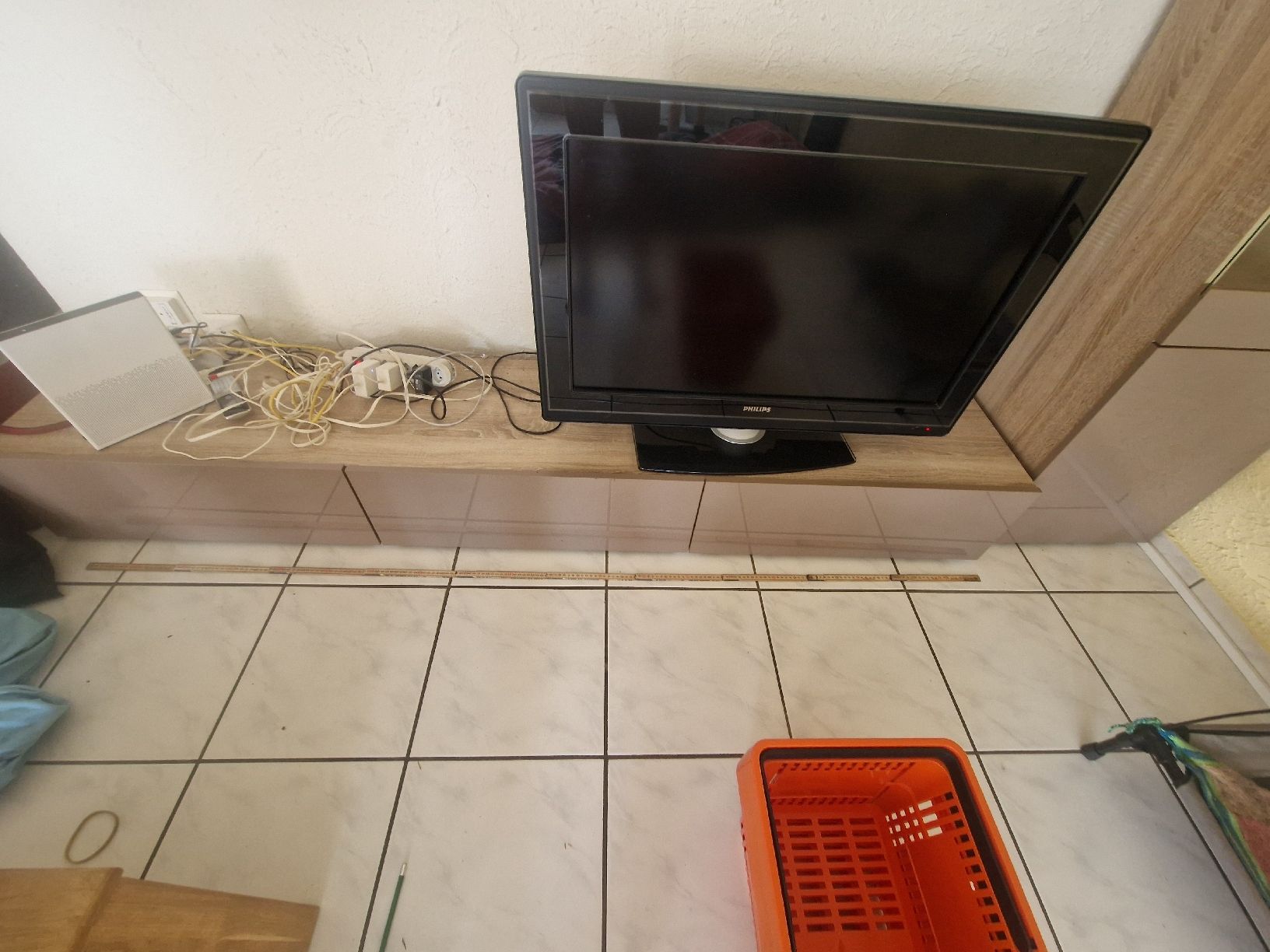 Mobili TV: Wohnwand sehr guten Zustand – Usato da Unterseen venduto da beE-Scooter 2