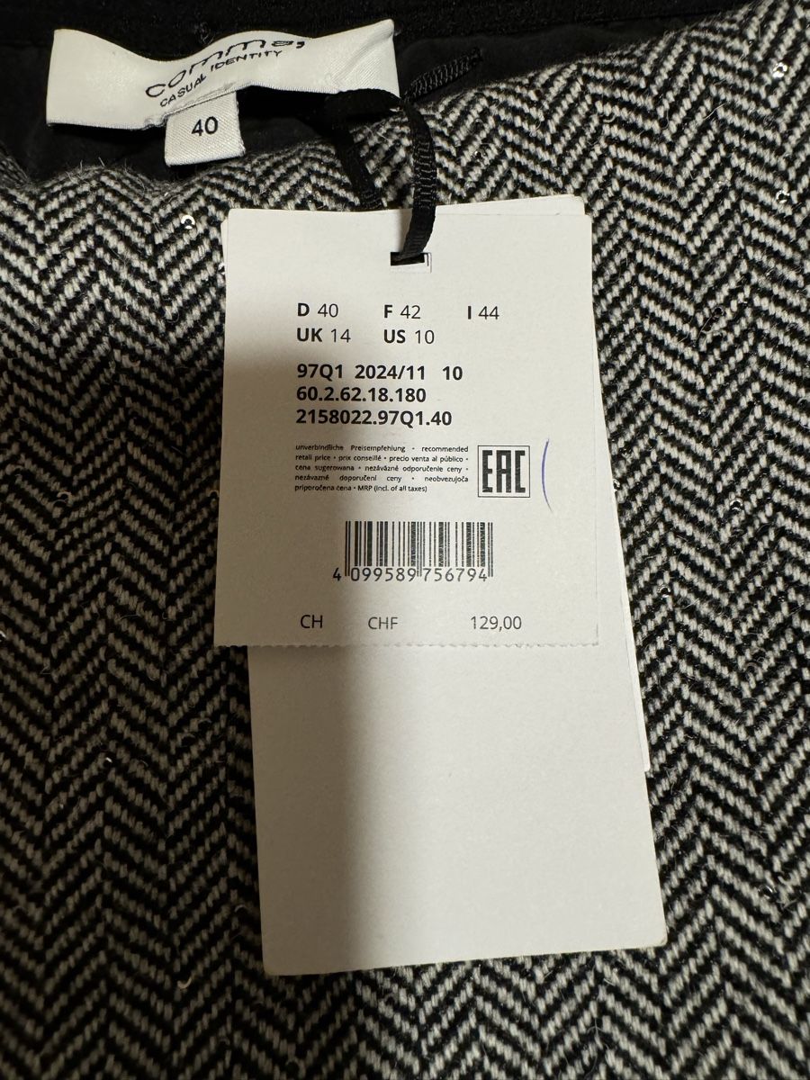 Comma Hosen: Pantalon jupe court – Neu und originalverpackt aus Choëx von nad_x9m5 4