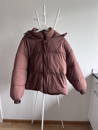 Winterjacke/Puffer Jacket mit Kapuze, Gr. M, Top Zustand!