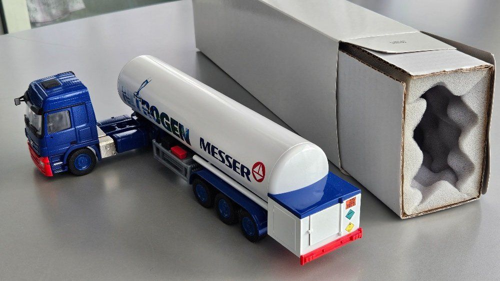 Kit di modellismo & Modellini statici: Modell Tanklastwagen – Nuovo e nell'imballaggio originale da Muri AG venduto da roh_5w8n 2