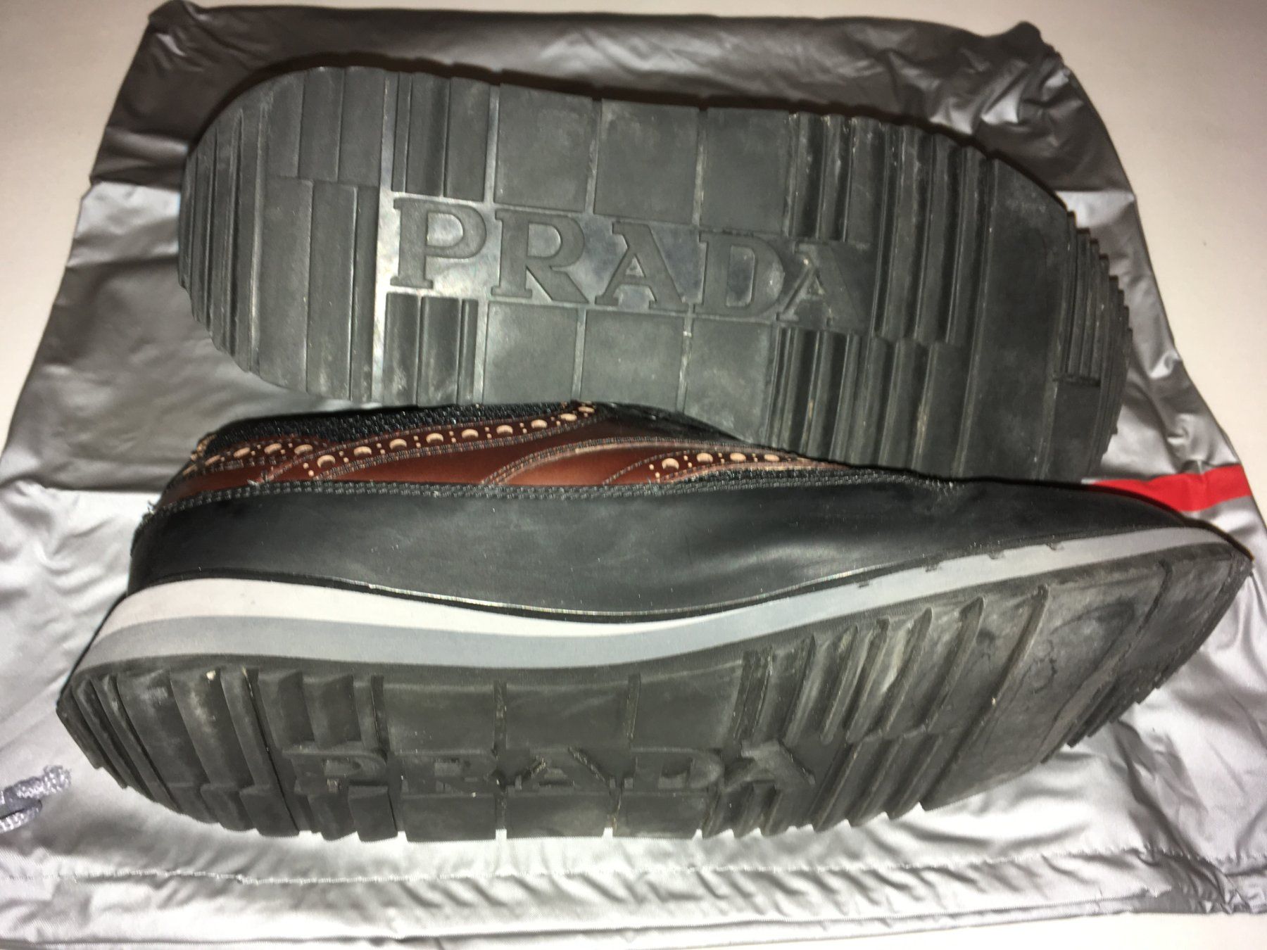 Prada Scarpe da uomo: PRADA Schuhe – Usato da Gossau ZH venduto da Shaolin 7
