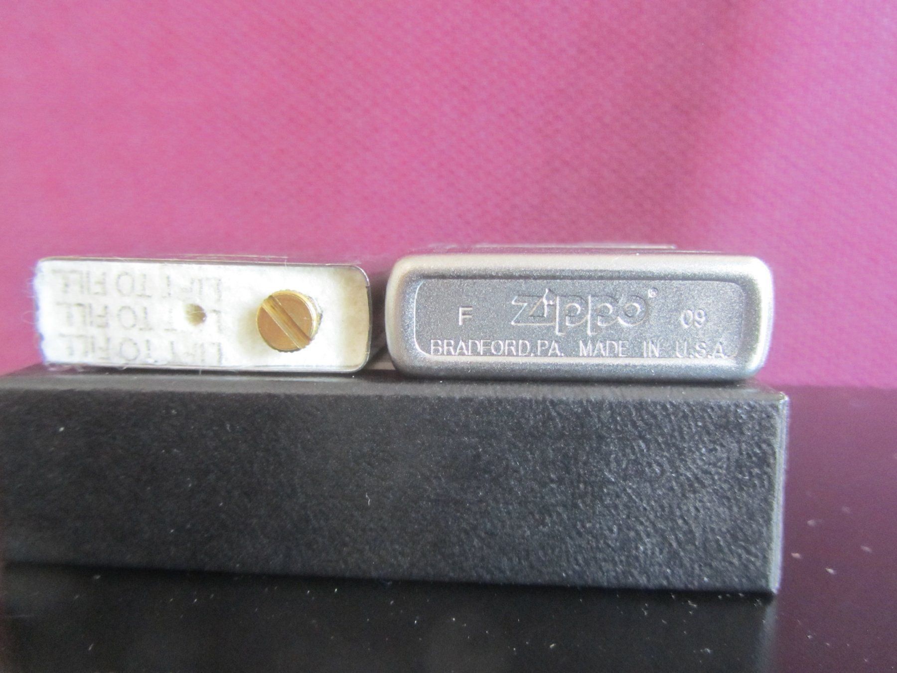 Zippo Accendini: Zippo Classic satin chrome NEW – Nuovo e nell'imballaggio originale da Pampigny venduto da Calypso06 3