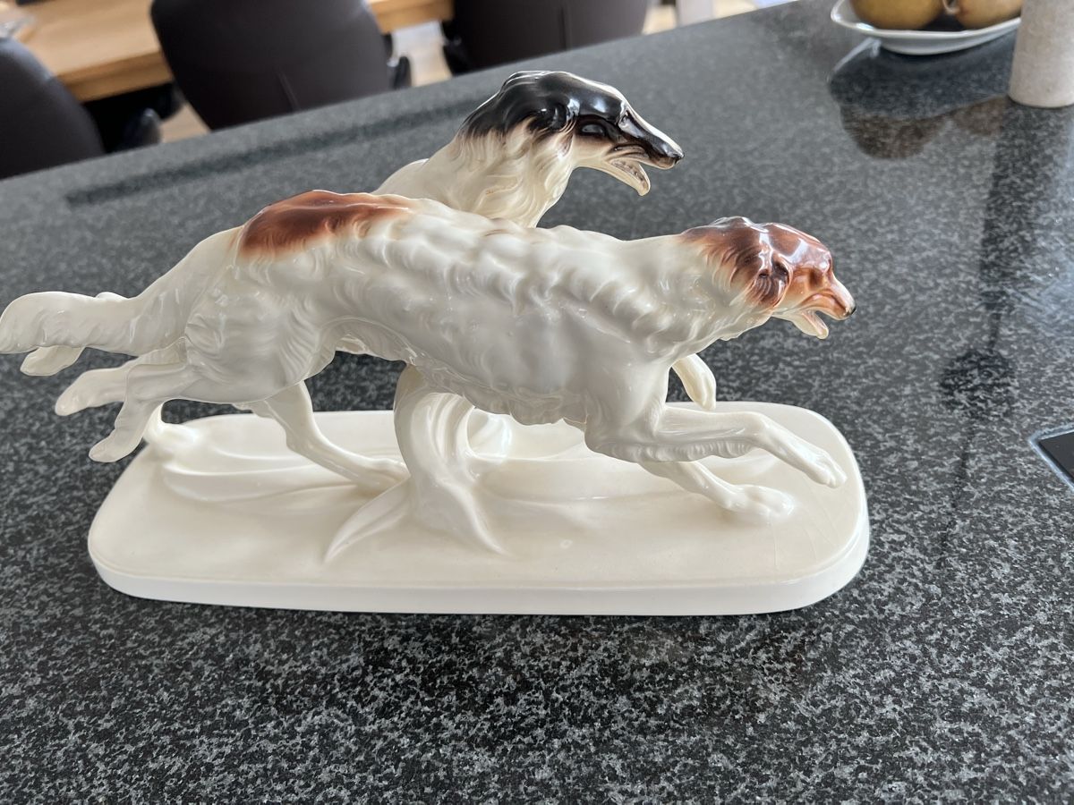 Statuette: Wunderschöne Barsoi – Usato da Döttingen venduto da Steinklopferin 1