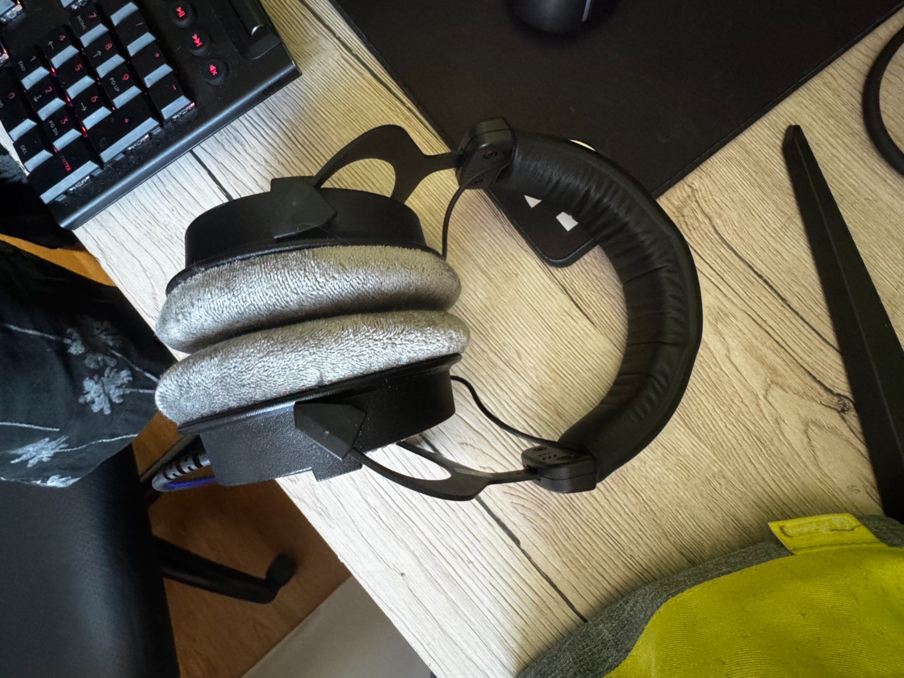 Beyerdynamic Casques audio: Kopfhörer Beyerdynamic DT 990 PRO – D'occasion à Romanshorn par Veltrix 1
