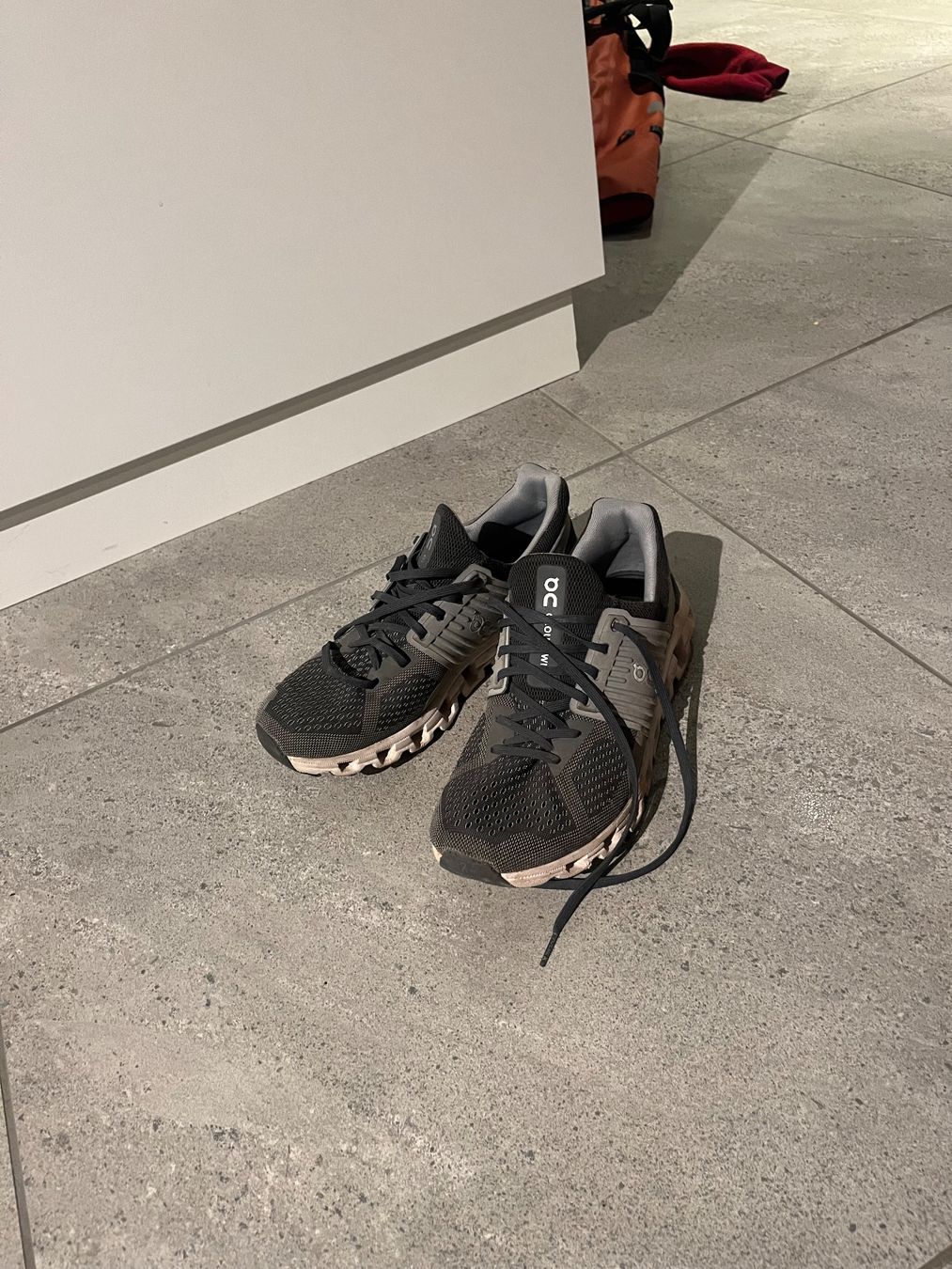 On Scarpe da uomo: On Cloudswift Laufschuhe Gr.42 – Usato da Langnau i.E. venduto da thomasdmeier