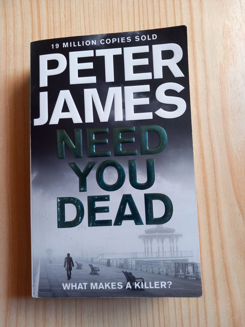 Livres: "Need You Dead" von Peter James – D'occasion à Einsiedeln par David.11