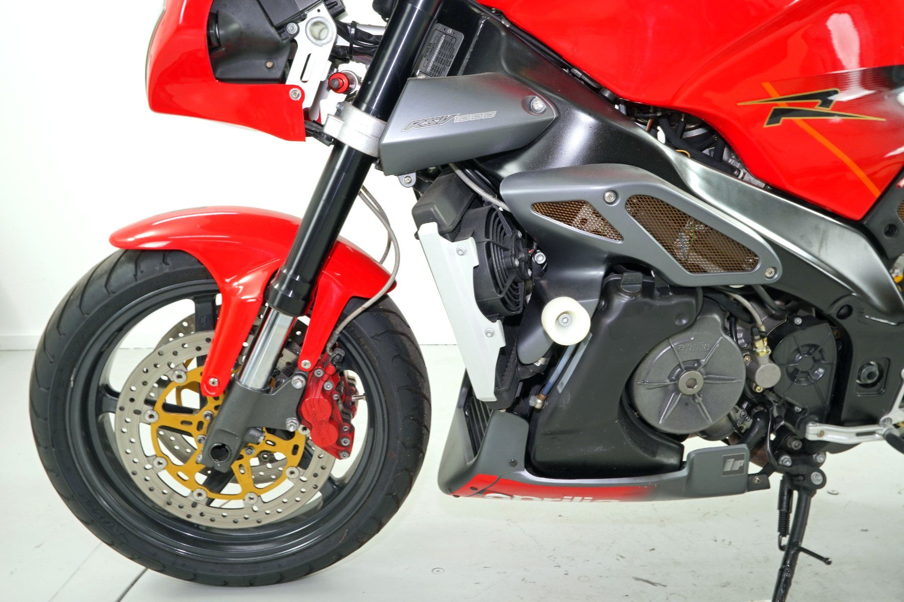 Aprilia Strada: Aprilia RSV 1000 – Usato da Winterthur venduto da MCW 5