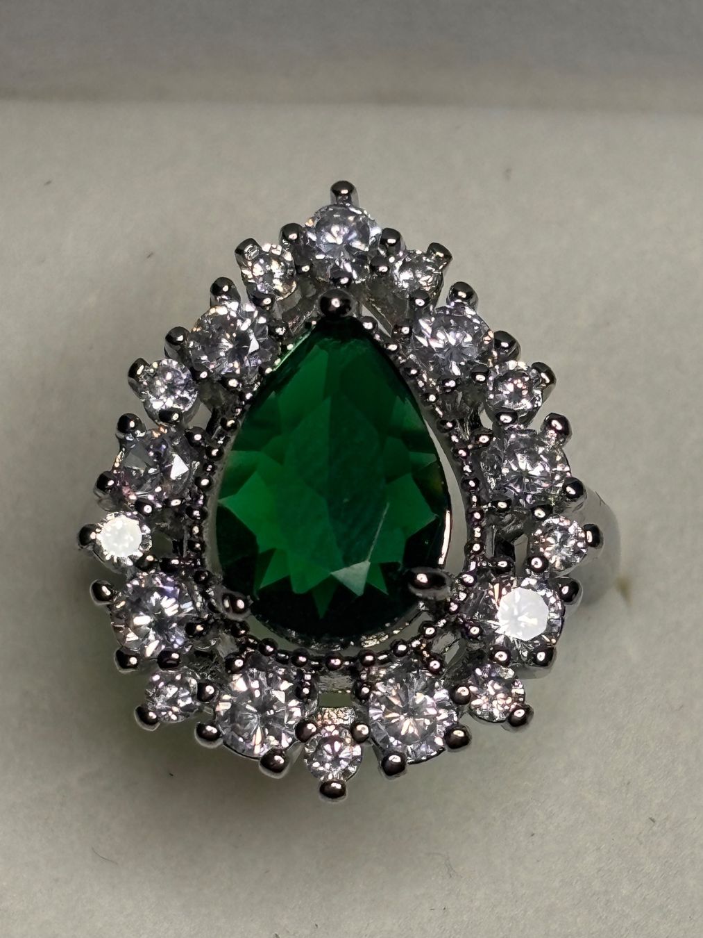 Anelli: Bague émeraude ✨ – Nuovo (secondo la descrizione) da Lausanne venduto da mel2dreams 1