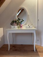 Schminktisch weiss mit Spiegel und Schubladen guter Zustand