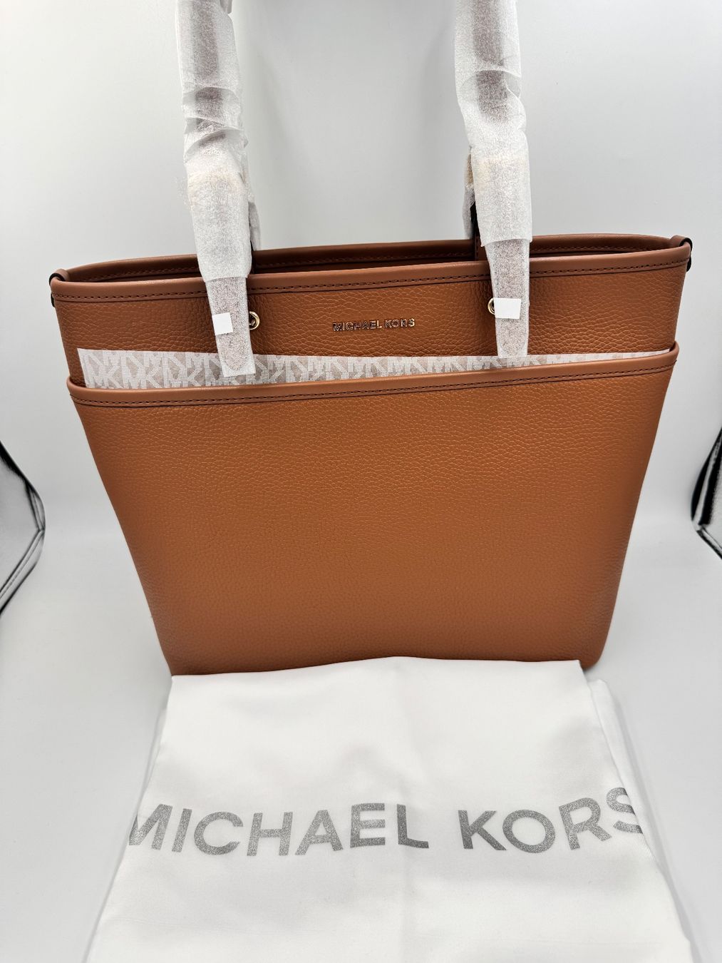 Michael Kors Borse da donna: Michael Kors Tasche luggage – Nuovo e nell'imballaggio originale da Wiedlisbach venduto da Sistershop 1