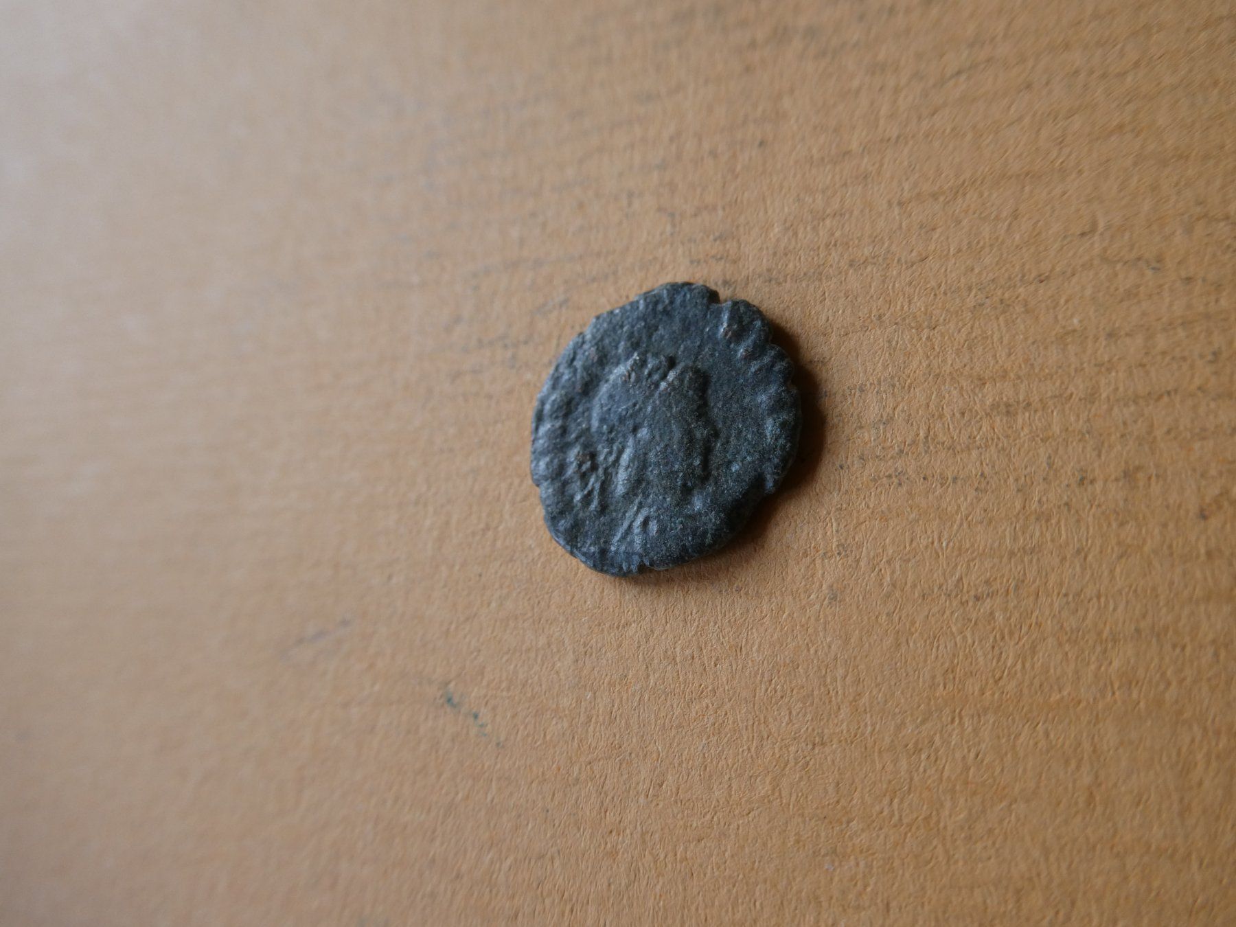 Alle Münzen: uralte Bronzemünze 14 mm     1.47 g – Gebraucht aus Hinterforst von Rohusri 1