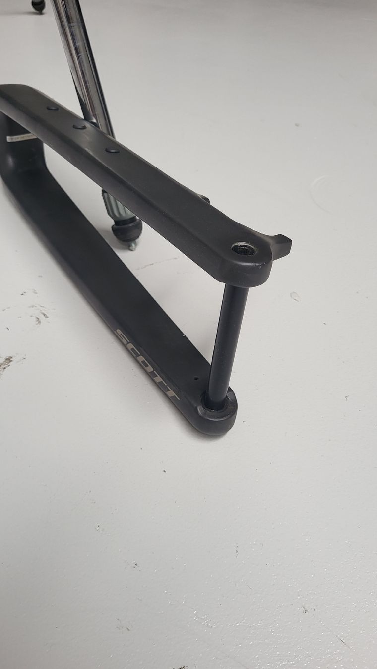 Scott Pièces détachées: Fourche rigide SCOTT carbon MTB – D'occasion à Auvernier par Yncho 1
